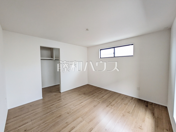 1号棟　居室　【福岡市南区老司３丁目】