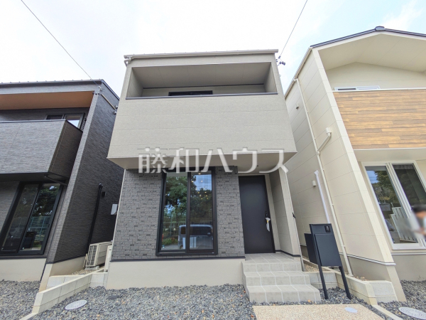 B号棟　外観　【春日井市如意申町３丁目】