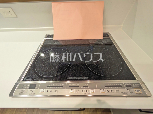 B号棟　キッチンコンロ(IH)　【春日井市如意申町３丁目】