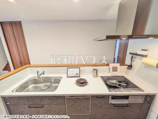 C号棟　キッチン　【春日井市如意申町３丁目】