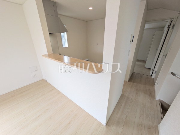 1号棟　キッチン　【府中市小柳町５丁目】
