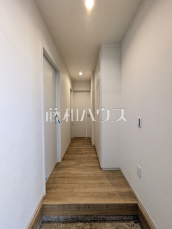 玄関ホール　【西東京市田無町１丁目】