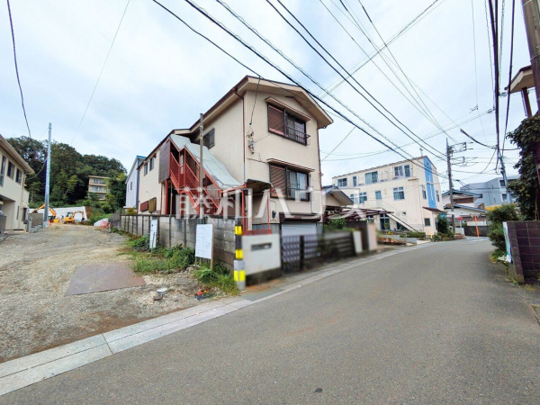 接道状況および現場風景 【八王子市中野山王2丁目】 接道状況および現場風景 【八王子市中野山王2丁目】