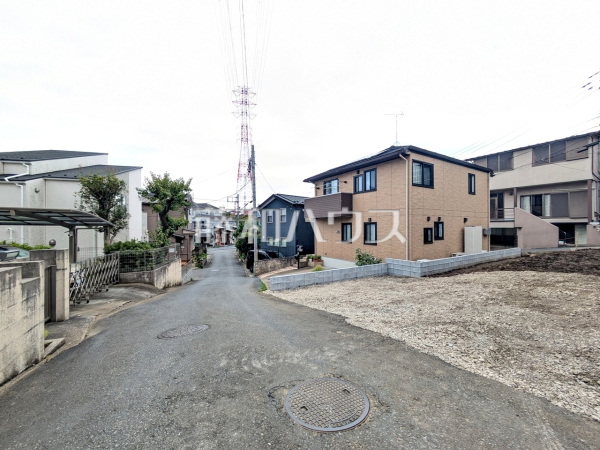 接道状況および現場風景　【朝霞市根岸台７丁目】