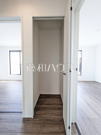 1号棟 収納 【うるま市石川曙3丁目】 1号棟 収納 【うるま市石川曙3丁目】