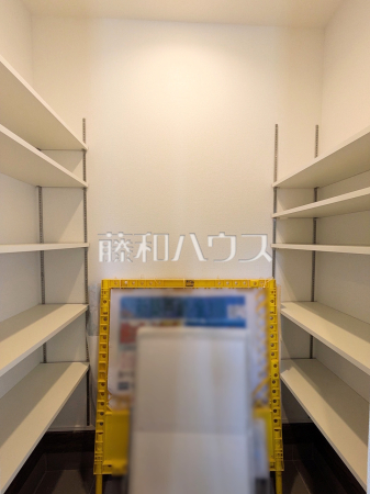 1号棟 シューズインクローゼット 【うるま市石川曙3丁目】 1号棟 シューズインクローゼット 【うるま市石川曙3丁目】