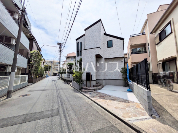 接道状況および現場風景 【杉並区西荻南4丁目】 接道状況および現場風景 【杉並区西荻南4丁目】