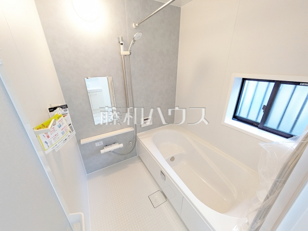 B号棟　浴室　【福岡市南区老司３丁目】