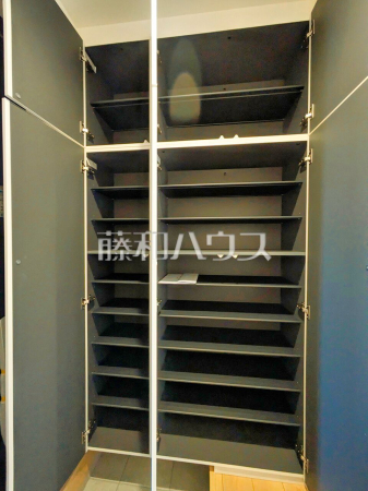 玄関収納 【東大和市向原5丁目】 玄関収納 【東大和市向原5丁目】
