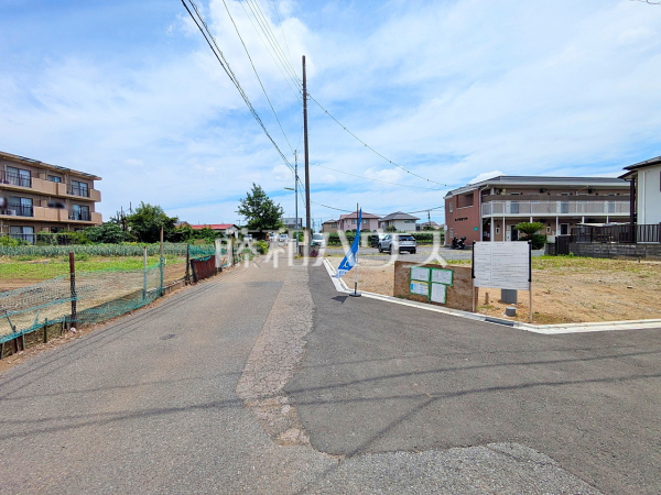 接道状況および現場風景　【世田谷区喜多見４丁目】
