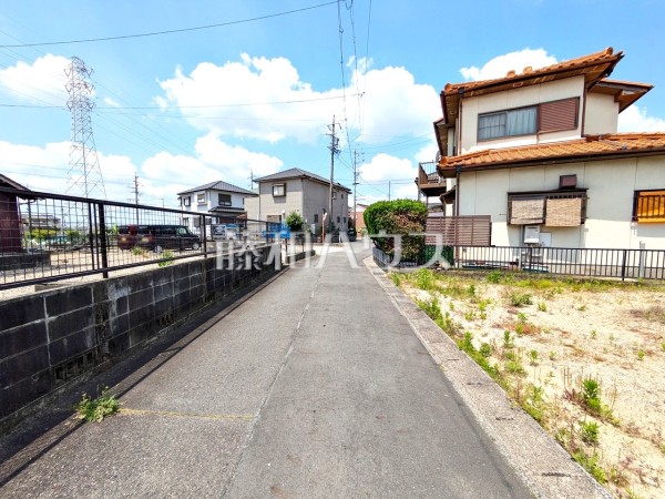 接道状況および現場風景　【春日井市牛山町】