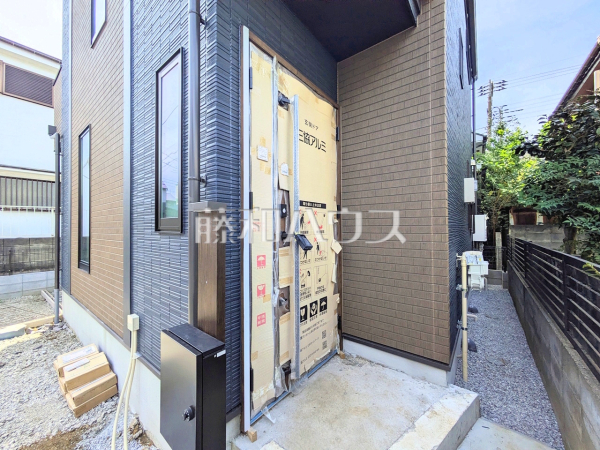 玄関　【小平市仲町】
