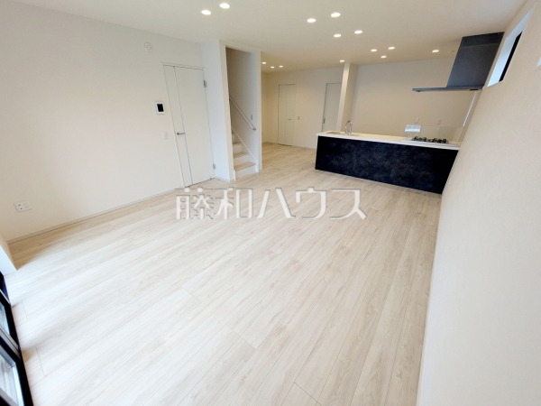 1号棟 リビング 【小金井市緑町3丁目】 1号棟 リビング 【小金井市緑町3丁目】