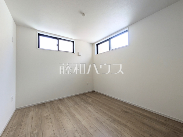 居室　【東村山市久米川町３丁目】