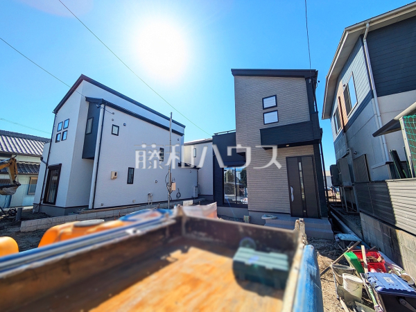 現場風景　【北名古屋市高田寺東の川】