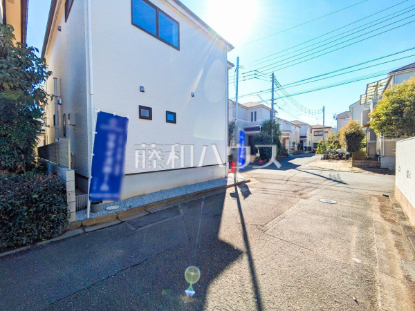 接道状況および現場風景 【西東京市谷戸町1丁目】 接道状況および現場風景 【西東京市谷戸町1丁目】