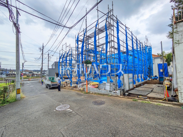 接道状況および現場風景 【日野市旭が丘1丁目】 接道状況および現場風景 【日野市旭が丘1丁目】