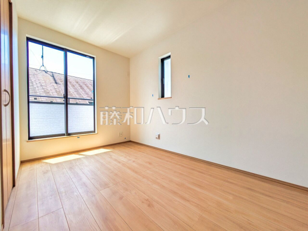 B号棟　 居室　【東久留米市小山１丁目】