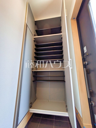 B号棟　 収納　【東久留米市小山１丁目】