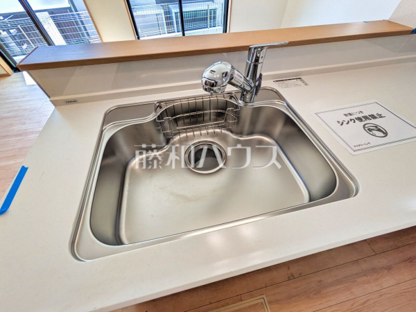 B号棟　 キッチン　【東久留米市小山１丁目】