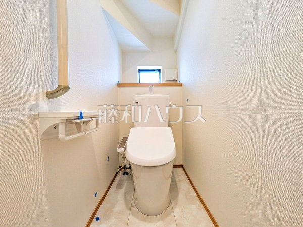 B号棟　 トイレ　【東久留米市小山１丁目】