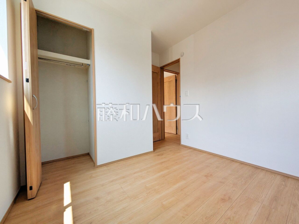 B号棟　 居室　【東久留米市小山１丁目】