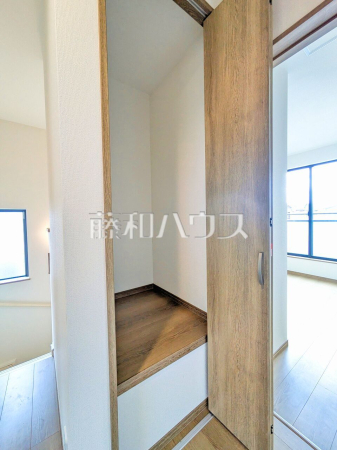 B号棟　収納　【八王子市散田町２丁目】