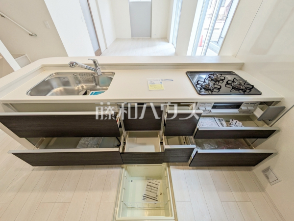1号棟　キッチン　【福岡市西区横浜１丁目】
