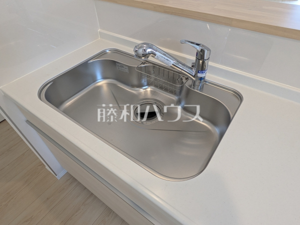 1号棟　キッチン　【昭島市昭和町４丁目】