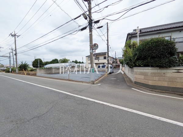 接道状況および現場風景 【練馬区大泉町4丁目】 接道状況および現場風景 【練馬区大泉町4丁目】
