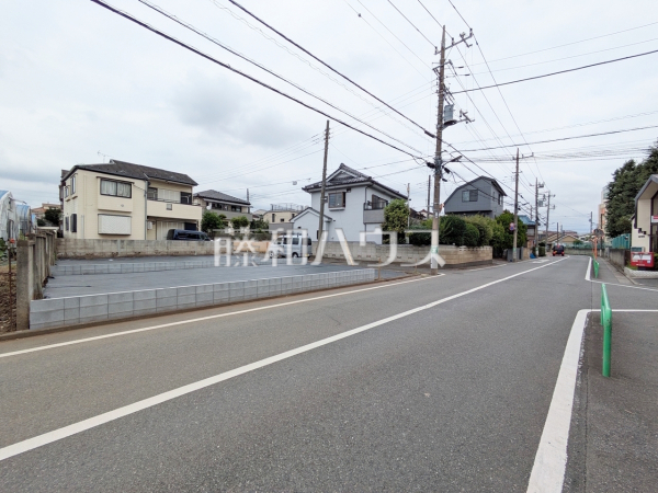 接道状況および現場風景 【練馬区大泉町4丁目】 接道状況および現場風景 【練馬区大泉町4丁目】