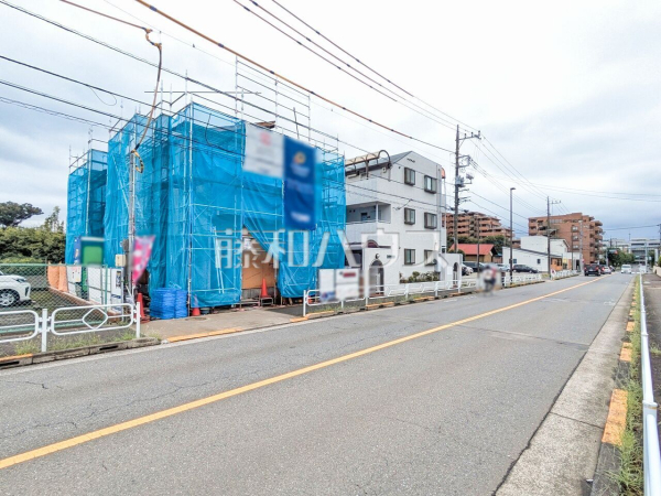 接道状況および現場風景　【立川市若葉町３丁目】ぜひ実物をご覧いただきたく思います。喜んでご案内いたしますのでお気軽にお問合せ下さい。