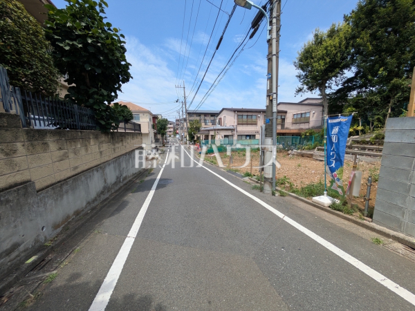 接道状況および現場風景 【杉並区上井草2丁目】 接道状況および現場風景 【杉並区上井草2丁目】