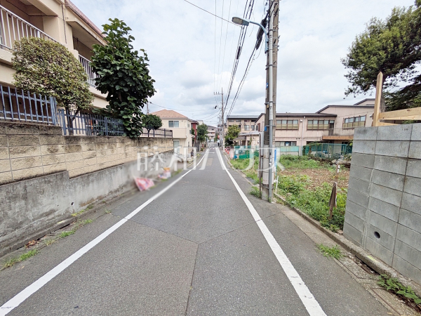 接道状況および現場風景 【杉並区上井草2丁目】 接道状況および現場風景 【杉並区上井草2丁目】