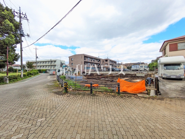 接道状況および現場風景 【国立市青柳1丁目】 接道状況および現場風景 【国立市青柳1丁目】