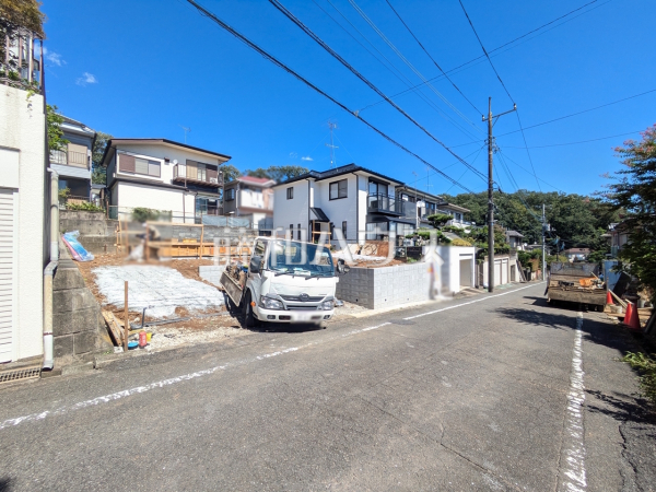 接道状況および現場風景　【八王子市宇津木町】