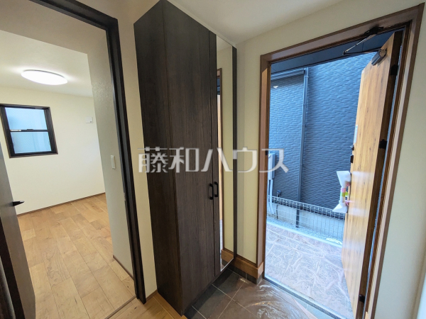 A号棟 玄関 【国立市富士見台2丁目】 A号棟 玄関 【国立市富士見台2丁目】