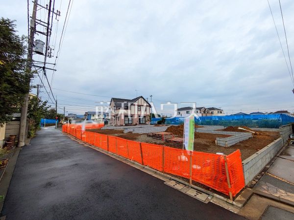 接道状況および現場風景 【狛江市猪方3丁目】 接道状況および現場風景 【狛江市猪方3丁目】