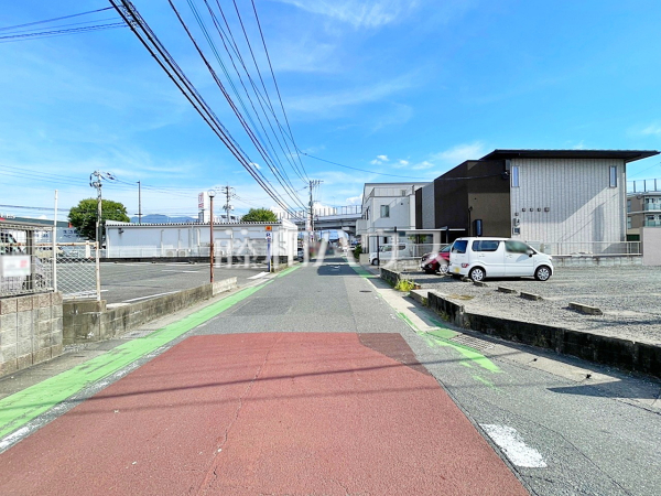 接道状況および現場風景　【福岡市早良区次郎丸２丁目】