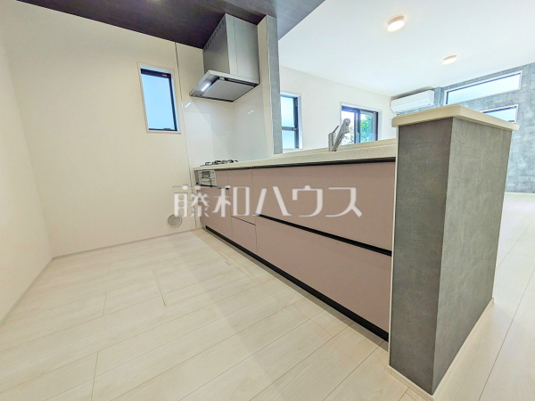 3号棟　キッチン　【府中市天神町４丁目】
