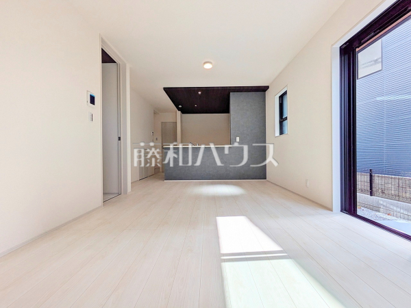 3号棟　リビング　【府中市天神町４丁目】