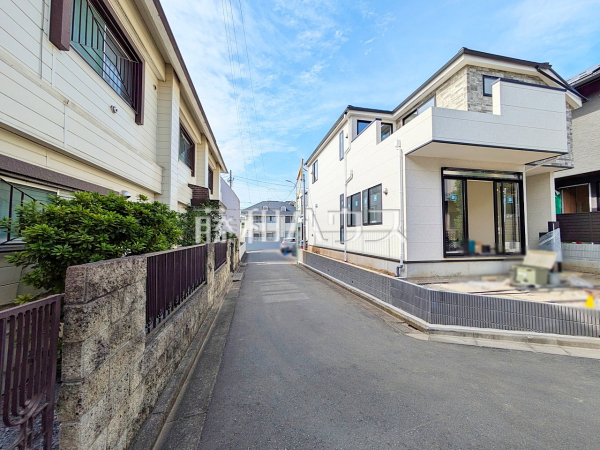 接道状況および現場風景 【杉並区井草4丁目】 接道状況および現場風景 【杉並区井草4丁目】