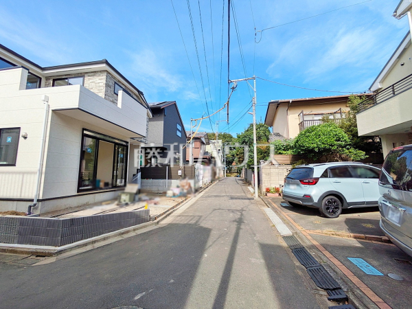 接道状況および現場風景 【杉並区井草4丁目】 接道状況および現場風景 【杉並区井草4丁目】