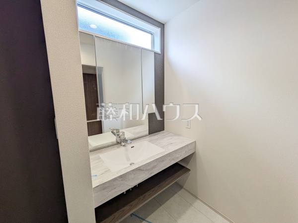 洗面室　【福岡市南区鶴田４丁目】