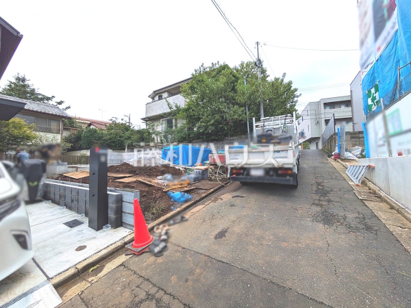 接道状況および現場風景　【三鷹市牟礼３丁目】