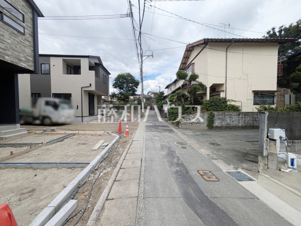 接道状況および現場風景　【福岡市南区曰佐３丁目】