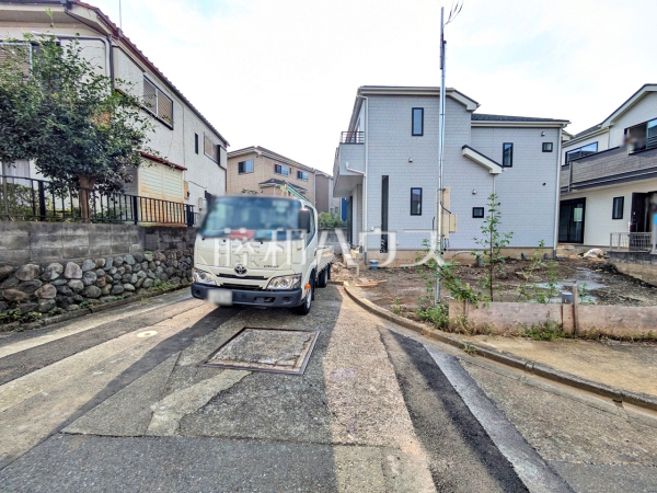 接道状況および現場風景　【八王子市館町】