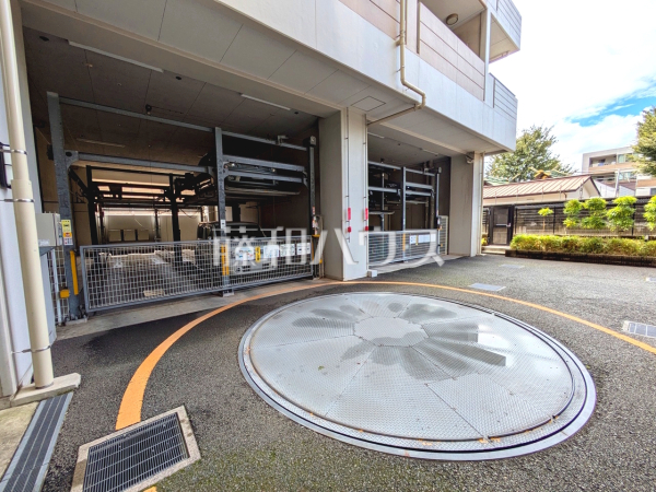 駐車場　【アデニウム府中武蔵野台】