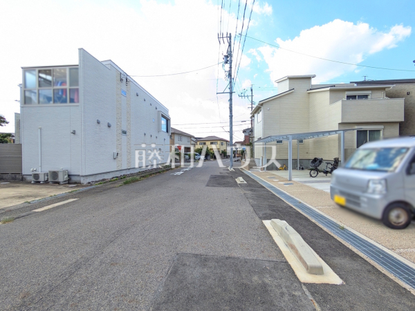 接道状況および現場風景　【春日井市東野町西３丁目】