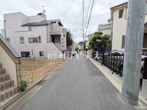 接道状況および現場風景 【世田谷区太子堂5丁目】 接道状況および現場風景 【世田谷区太子堂5丁目】